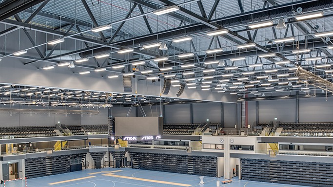 小瓦格纳狂轰32分，命中率超5成，魔术一分险胜热火